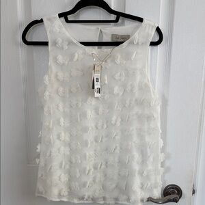 Charlie Paige Ivory Floral Sleeveless Textured Blouse